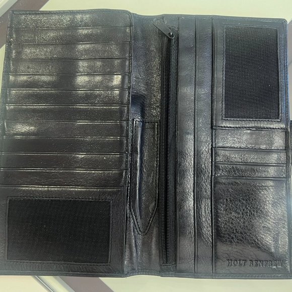 Holt Renfrew Brand Black Soft Genuine Soft Leather Passport Wallet! - Picture 3 of 10